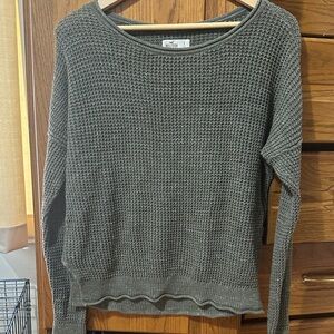 Hollister Women's Olive Green Sweater